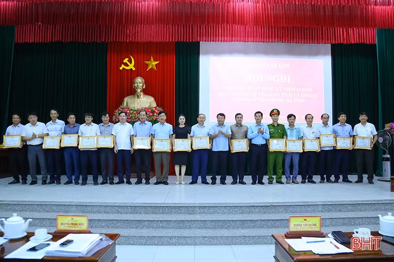 Chuỗi hoạt động kỷ niệm 65 năm Ngày Bác Hồ về thăm Hà Tĩnh và 15 năm thành lập TP Hà Tĩnh tạo sức lan tỏa lớn