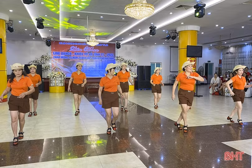 13 câu lạc bộ dân vũ tham gia Liên hoan Khiêu vũ - Dân vũ Hà Tĩnh