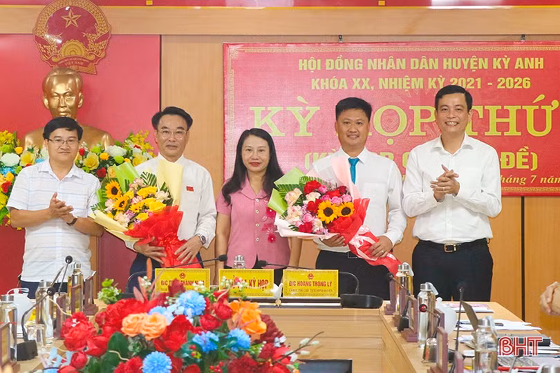 Ông Võ Tá Cương được bầu giữ chức Phó Chủ tịch UBND huyện Kỳ Anh