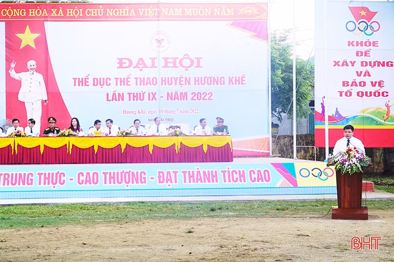 Hơn 500 vận động viên tham gia Đại hội Thể dục Thể thao huyện Hương Khê lần thứ IX