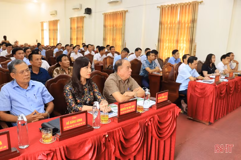 Tập đoàn Quế Lâm hợp tác sản xuất, tiêu thụ sản phẩm nông nghiệp hữu cơ với huyện Hương Sơn