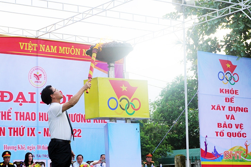 Hơn 500 vận động viên tham gia Đại hội Thể dục Thể thao huyện Hương Khê lần thứ IX