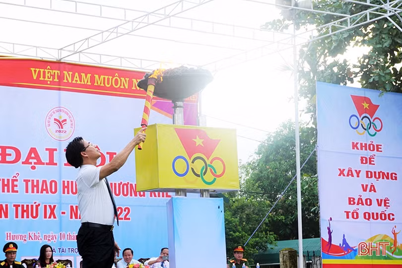 Hơn 500 vận động viên tham gia Đại hội Thể dục Thể thao huyện Hương Khê lần thứ IX