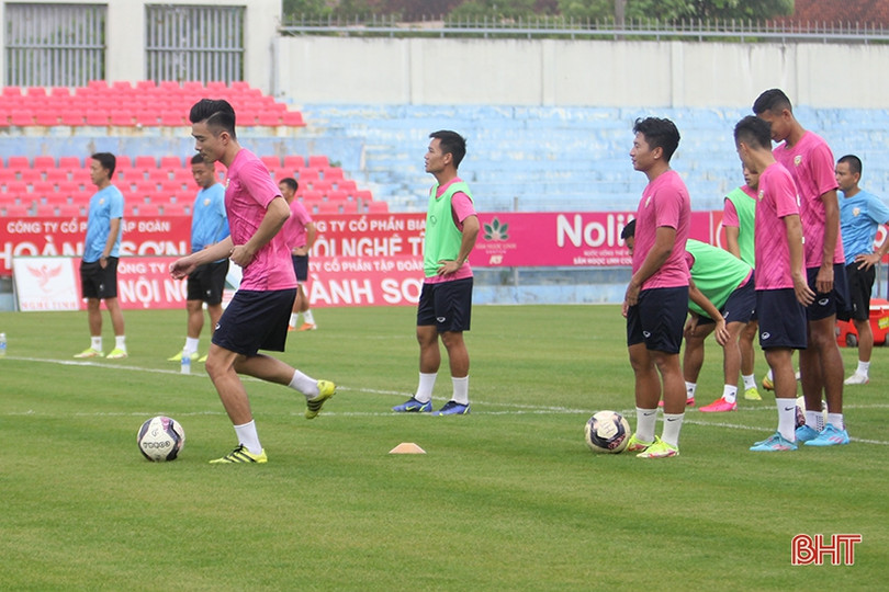 Hồng Lĩnh Hà Tĩnh sẵn sàng tiếp Becamex Bình Dương trên sân nhà