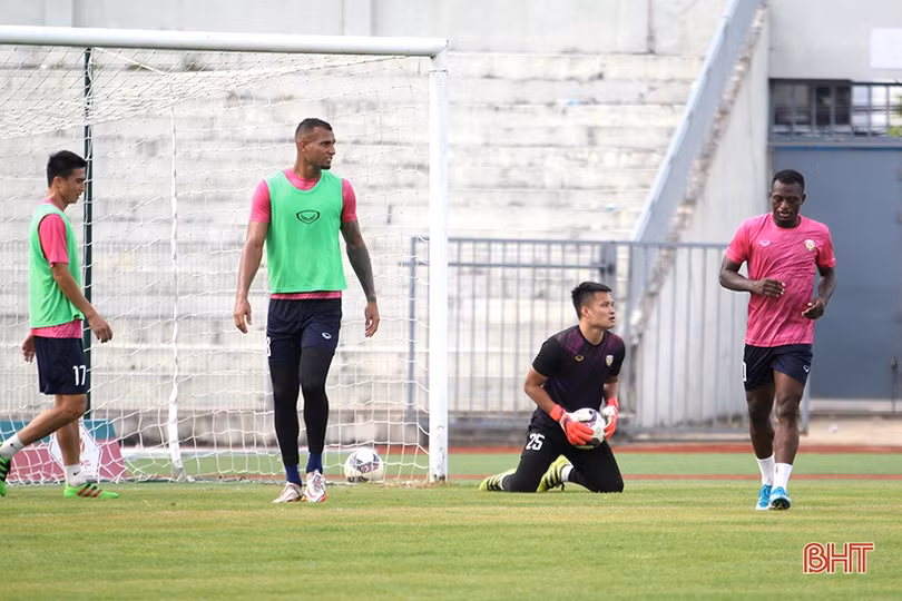 Hồng Lĩnh Hà Tĩnh sẵn sàng tiếp Becamex Bình Dương trên sân nhà
