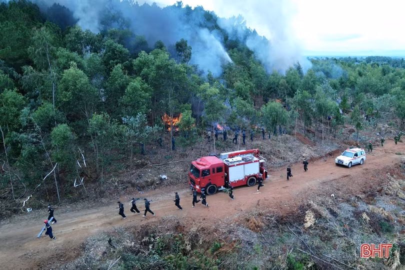 Can Lộc tổ chức thành công diễn tập phòng cháy, chữa cháy rừng và tìm kiếm cứu nạn