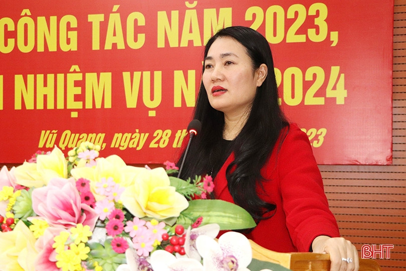 Tăng cường công tác xây dựng Đảng và hệ thống chính trị trong sạch, vững mạnh