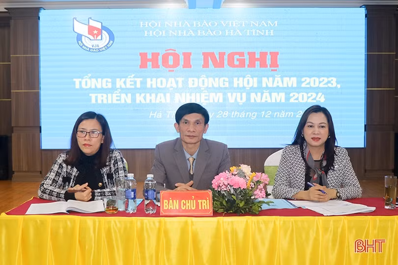 Phát huy sức mạnh đoàn kết, xây dựng Hội Nhà báo Hà Tĩnh ngày càng vững mạnh