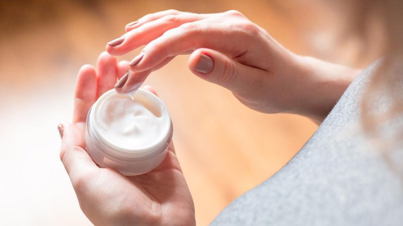 5 thói quen khiến da khô ráp khi trời hanh khô