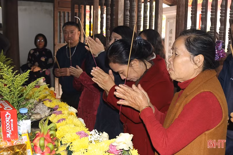 Trang nghiêm lễ giỗ lần thứ 165 của danh nhân Nguyễn Công Trứ