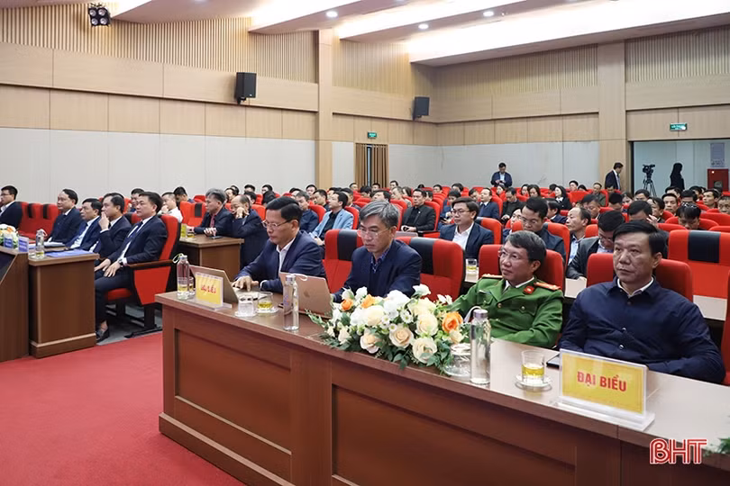 Năm 2024, Điện lực Hà Tĩnh phấn đấu điện thương phẩm đạt trên 1,558 tỷ kWh