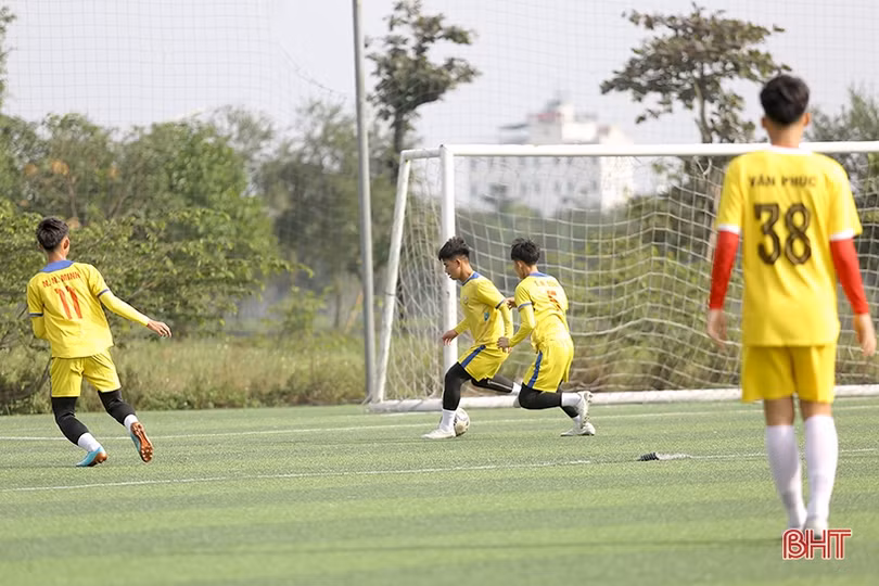 U19 Hồng Lĩnh Hà Tĩnh tích cực “rèn quân” cho vòng loại quốc gia