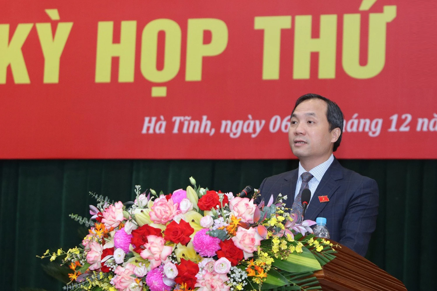 Kỳ họp thứ 17: Đại biểu chất vấn nhiều vấn đề lĩnh vực kinh tế