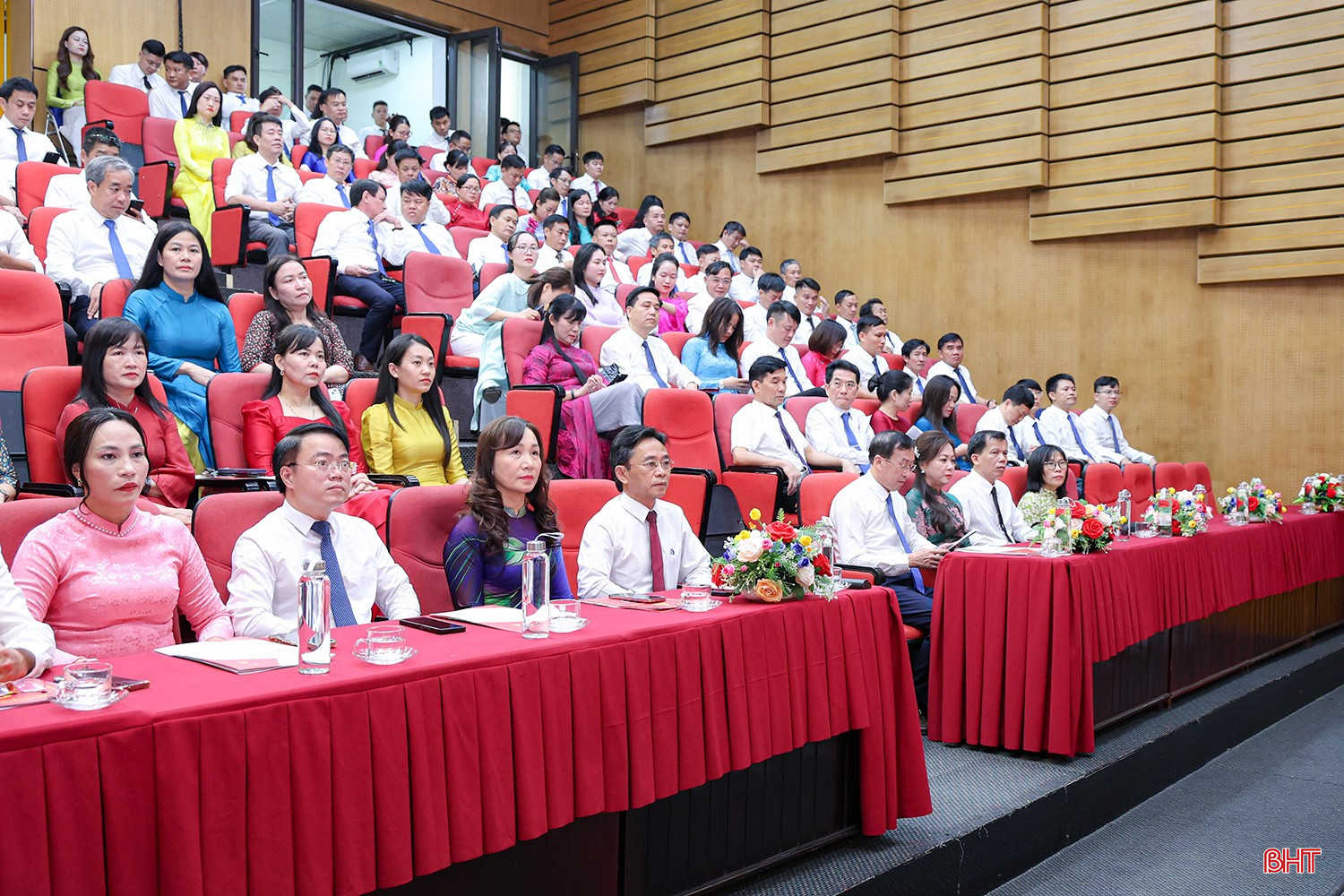 Đại biểu dự đại hội. bqbht_br_6a39fd42-5196-40df-bec3-91486f40a942.jpg