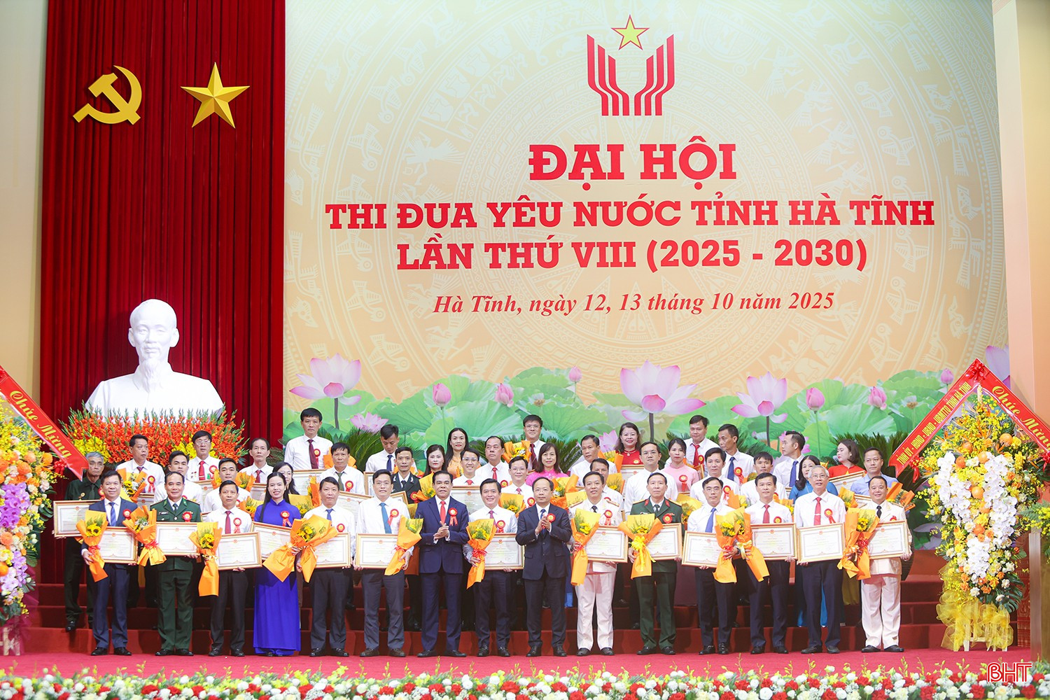 Đại hội vinh danh 100 điển hình tiêu biểu xuất sắc toàn tỉnh giai đoạn 2020-2025. bqbht_br_tuyen-duong-1.jpg