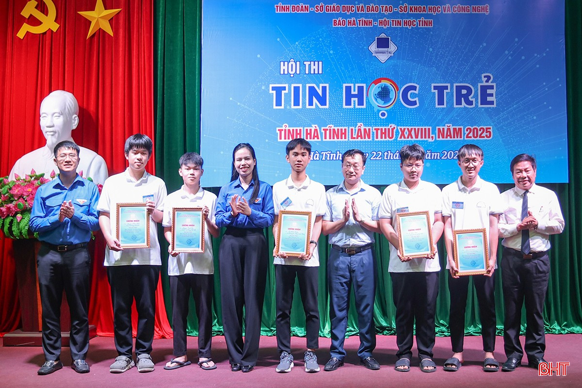 Trong phần thi kỹ năng, Ban Tổ chức trao 4 giải nhất cho các thí sinh... bqbht_br_aimg-3957.jpg