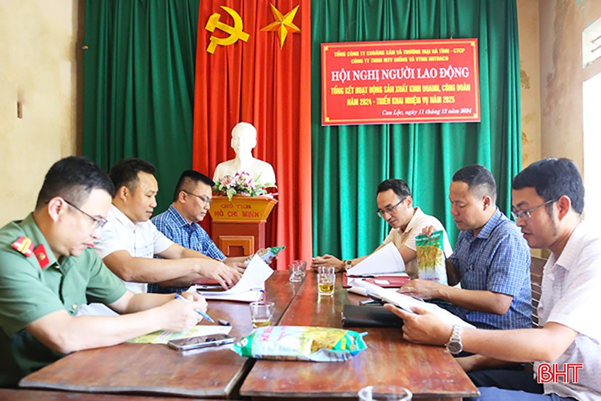 Đoàn kiểm tra hoạt động sản xuất giống tại Công ty TNHH Một thành viên Giống và Vật tư nông nghiệp Mitraco. bqbht_br_img-4307.jpg