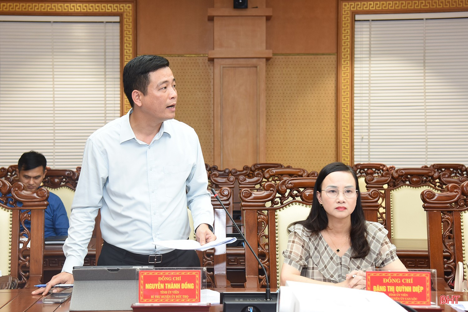 Đồng chí Nguyễn Thành Đồng - Bí thư Huyện ủy Đức Thọ phát biểu tại cuộc họp. bqbht_br_dsc-7882.jpg