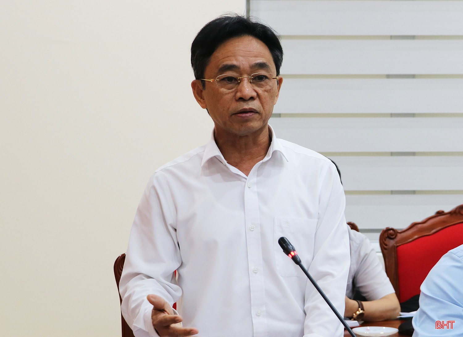 Phó Bí thư Thường trực Tỉnh ủy Trần Thế Dũng góp ý các nội dung đại hội bqbht_br_img-9947.jpg