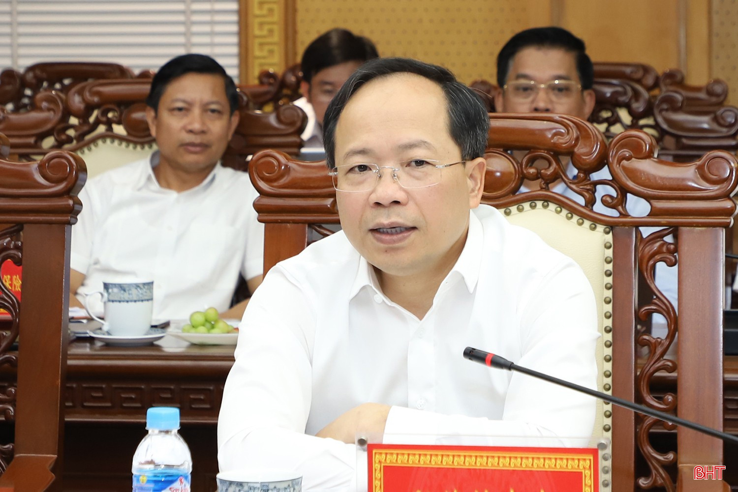 Bí thư Tỉnh ủy Nguyễn Duy Lâm kết luận buổi làm việc. bqbht_br_img-9450.jpg