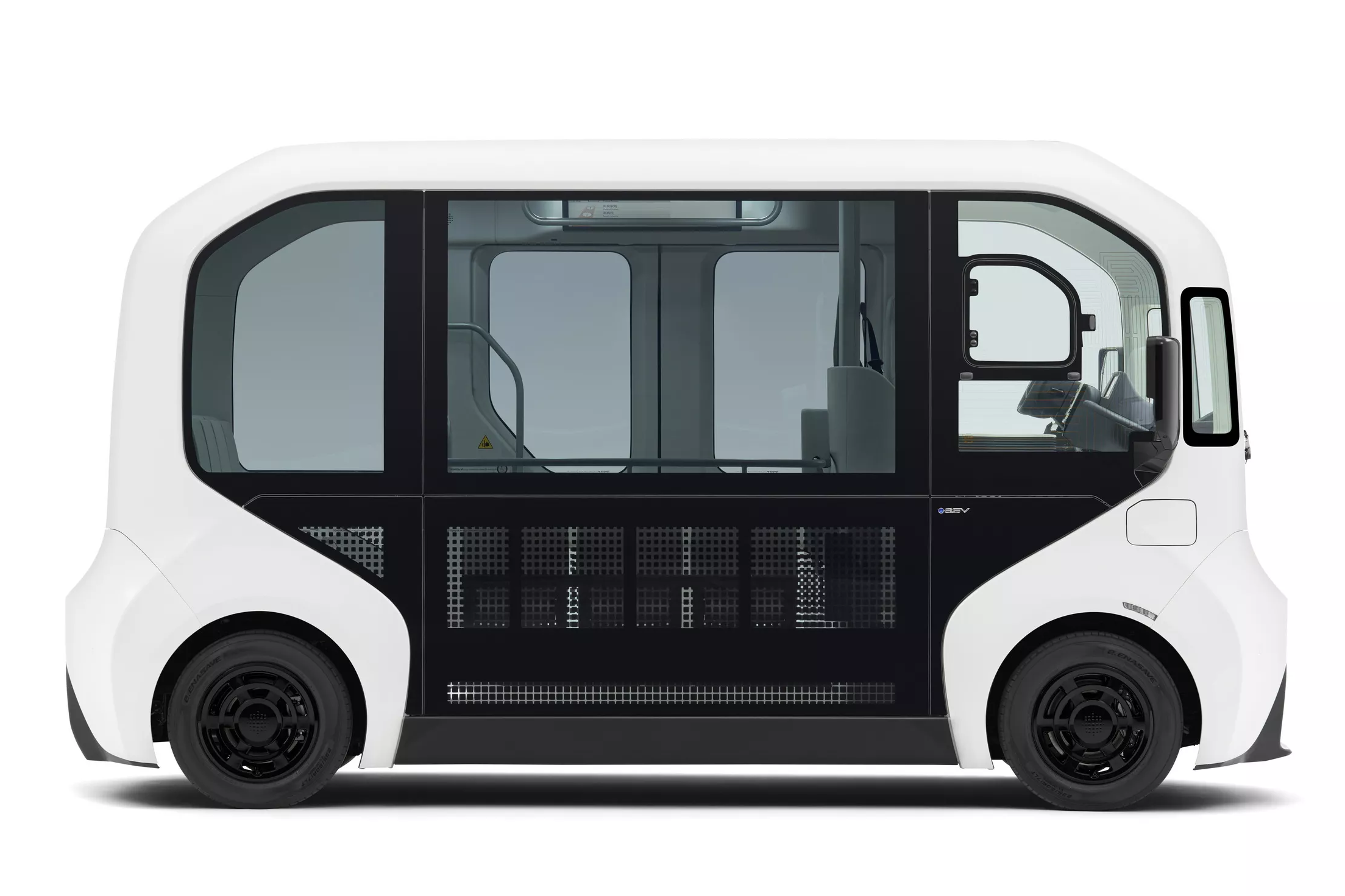 Sau đó, mẫu concept được nâng cấp và đảm nhiệm vai trò chuyên chở vận động viên tại Tokyo Olympic và Paralympic 2020, vốn được tổ chức vào năm 2021.