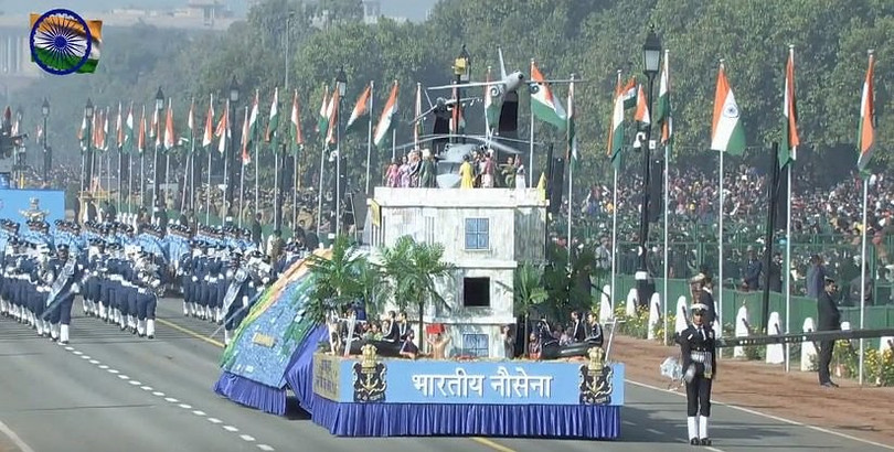 Quân đội Ấn Độ duyệt binh khoe dàn vũ khí siêu hiện đại