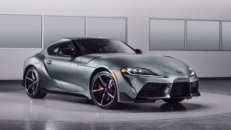 2,1 triệu USD cho chiếc Toyota Supra 2020 đầu tiên trên thế giới