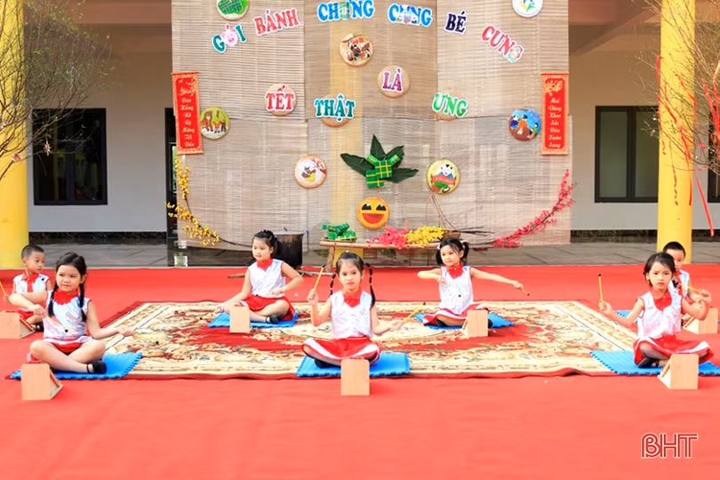 Trường Mầm non quốc tế Trung Kiên: “Gói bánh chưng cùng bé cưng...”