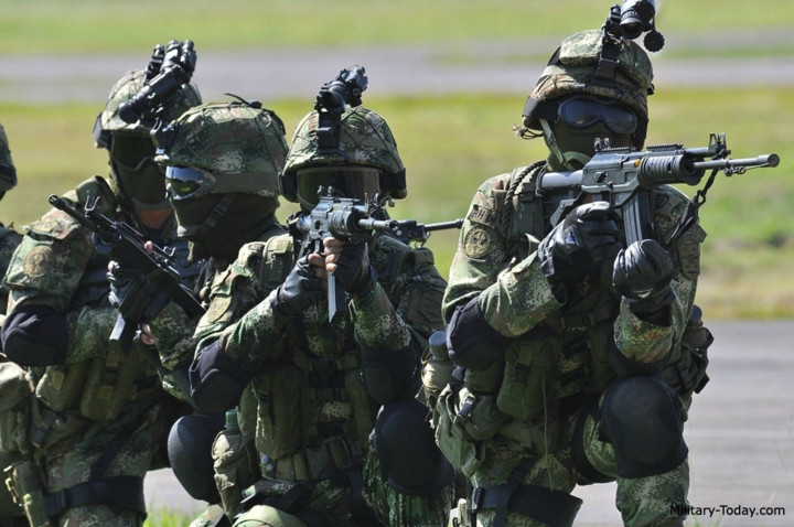 Tính năng chiến đấu đáng gờm của súng trường Galil ACE