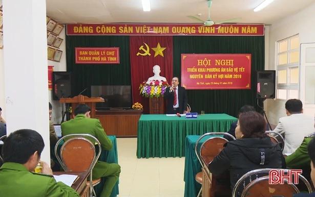 Đảm bảo ANTT tại chợ TP Hà Tĩnh dịp Tết Nguyên đán