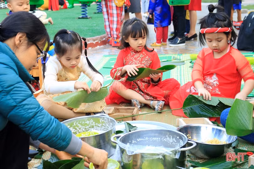 Trường Mầm non quốc tế Trung Kiên: “Gói bánh chưng cùng bé cưng...”
