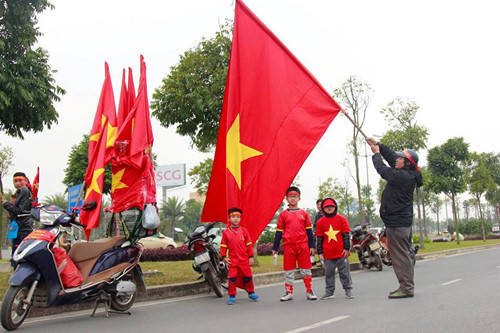 Đội tuyển Việt Nam trở về trong tình cảm ấm cúng của người hâm mộ
