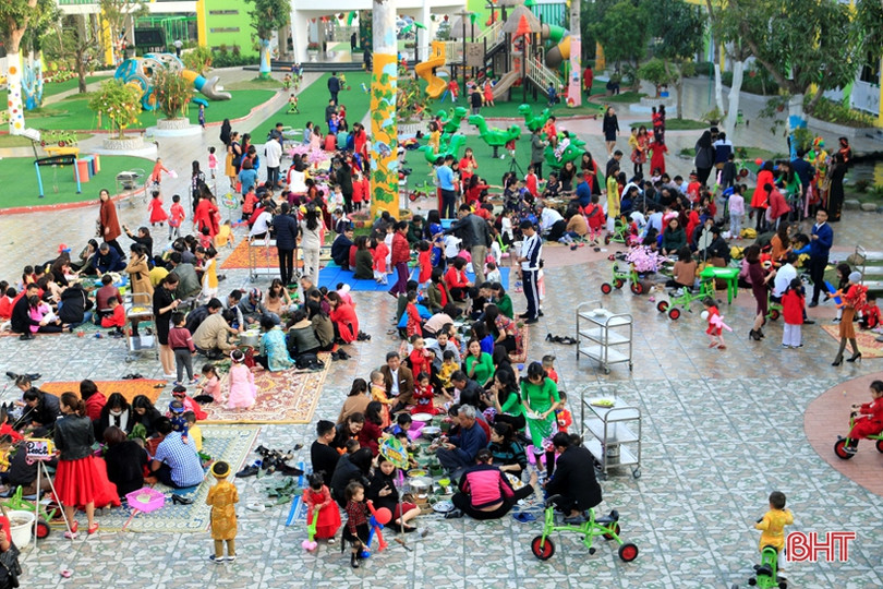 Trường Mầm non quốc tế Trung Kiên: “Gói bánh chưng cùng bé cưng...”