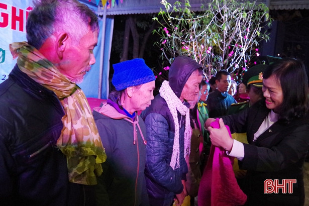 Giao lưu nghệ thuật “Xuân ấm đèo Ngang”