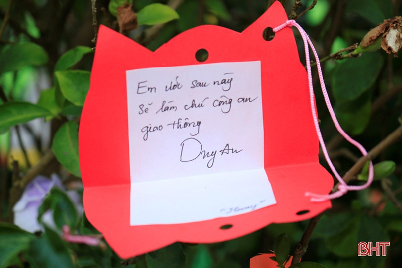 Trường Mầm non quốc tế Trung Kiên: “Gói bánh chưng cùng bé cưng...”