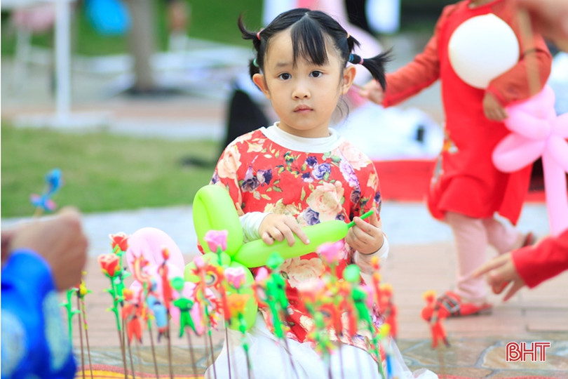 Trường Mầm non quốc tế Trung Kiên: “Gói bánh chưng cùng bé cưng...”