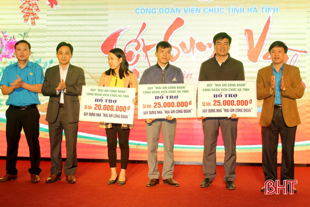 Tết đến sớm với đoàn viên, người lao động và đối tượng khó khăn