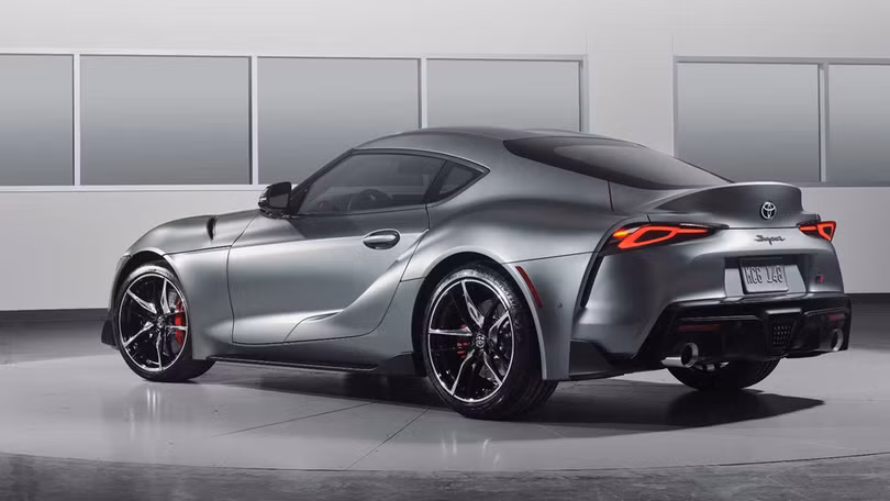 2,1 triệu USD cho chiếc Toyota Supra 2020 đầu tiên trên thế giới