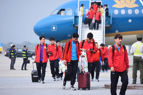 Đội tuyển Việt Nam trở về trong tình cảm ấm cúng của người hâm mộ