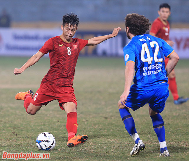 HLV Park Hang Seo tìm kiếm tài năng cho U23 Việt Nam