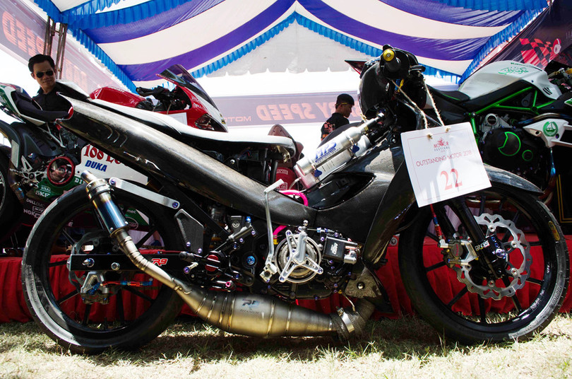 hang tram mo to va sieu xe do ve dong nai