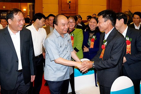 thu tuong nguyen xuan phuc doi thoai voi nong dan