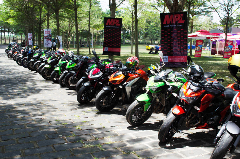 hang tram mo to va sieu xe do ve dong nai