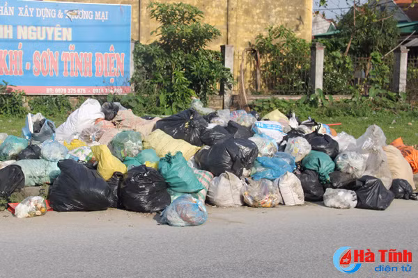 thi tran duc tho ngap rac sau 1 tuan dong cua bai tap ket