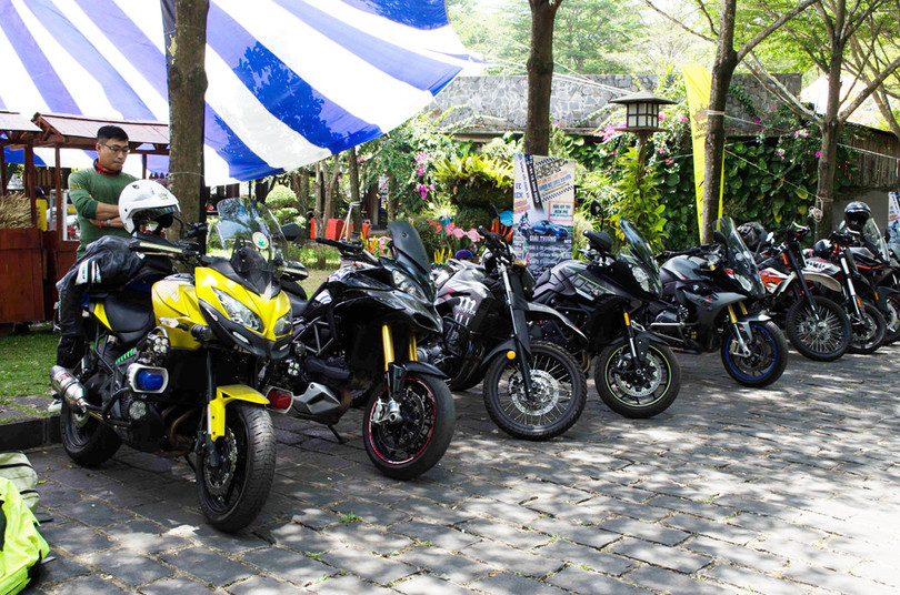 hang tram mo to va sieu xe do ve dong nai