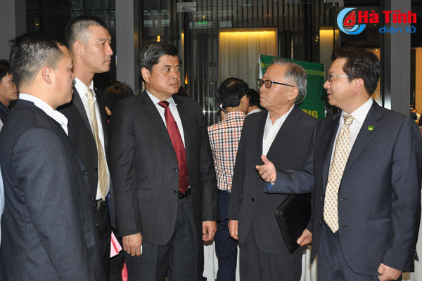 hoi nghi toan quoc xay dung khu dan cu ntm kieu mau vuon mau tai ha tinh