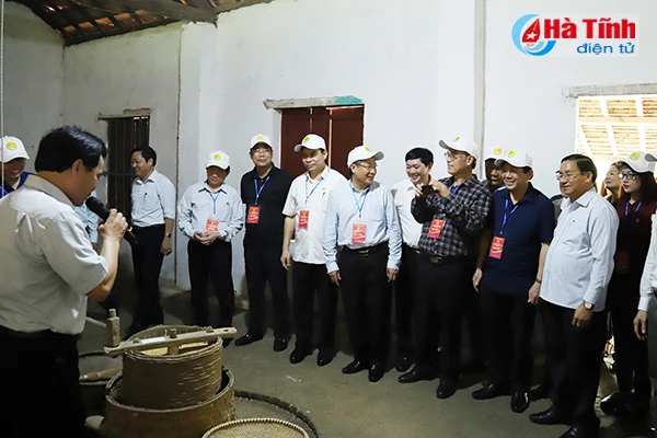 dai bieu ca nuoc an tuong voi nhung kdc kieu mau vuon mau ha tinh