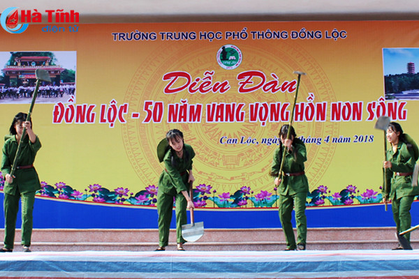 dong loc 50 nam vang vong hon non song