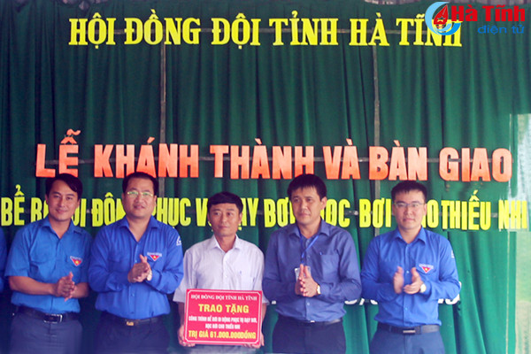 photo tuoi tre ha tinh ho tro thach tien xay dung nong thon moi