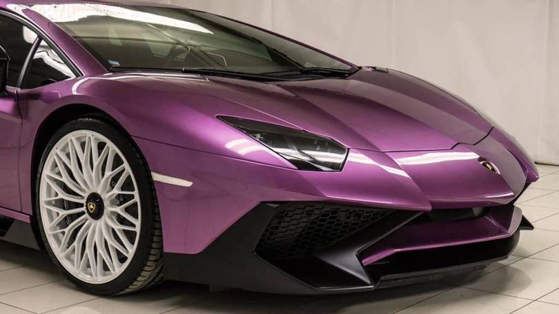 lamborghini aventador phien ban mau tim cuc hiem